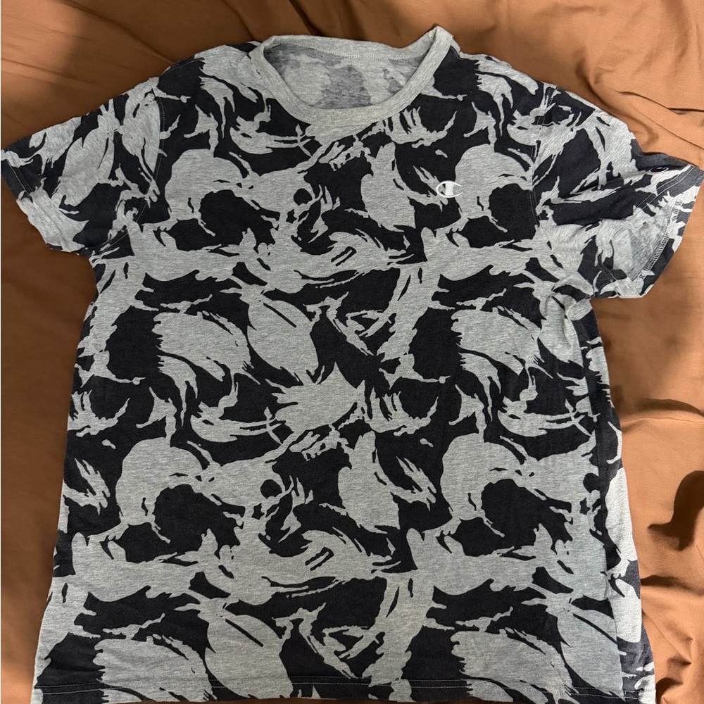 Champion Gray and Black Patterned Shirt